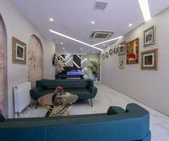 Meros Hotel
