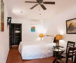 Hotel Room to Roam - Playa Gigante