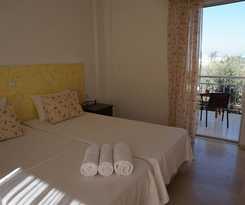 Hotel Yialos Studios