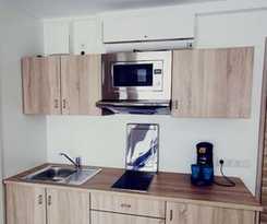 Smart and Stay Aparthotel