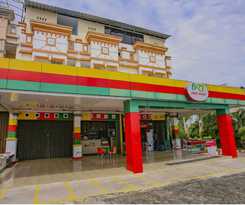 Hotel Super OYO 90072 Apri Inn Syariah