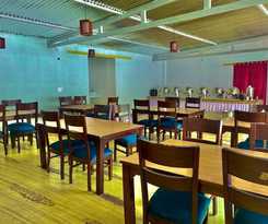 Hotel The Empire Resort