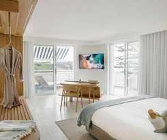 Hotel The Surf Yamba