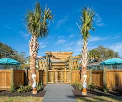 Salt Air Inn and Suites