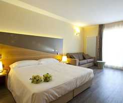 Hotel Harmony Suite
