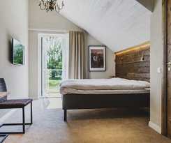 Hotel Lydinge Resort