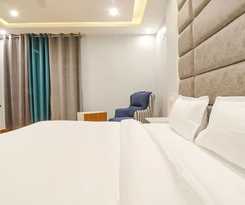 Fabhotel Av Royale