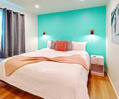 The Commons - Urban Coastal Lodging