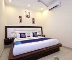 Hotel OYO 10145 JK