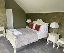 Tottington Manor