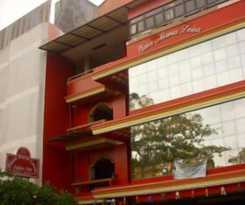 Plaza Maria Luisa Suites Inn
