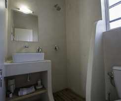 Hotel Theros Retreat
