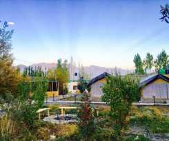 Hotel D Camp