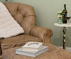 Hotel Village Inn and Pub