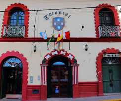Colonial Plaza