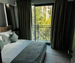  Leaf River Suites