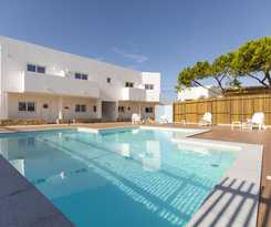 Sagres Sun Stay - Surf Camp and Hostel