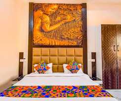 Hotel Fabhotel Pahadi Cottage