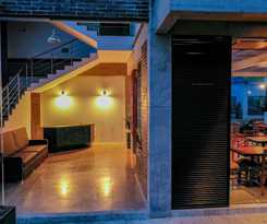 Hotel Guayupes de Aventura