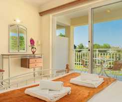Manousis ApartHotel