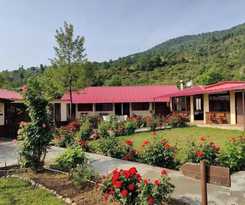 Hotel Buransh Heli Resort