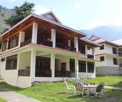 Hotel PinePark Lake Luxury Resort Naran