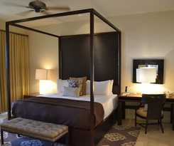 Hotel Hacienda Beach Club and Residences