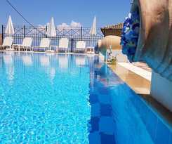 Avra Paradise Aparthotel