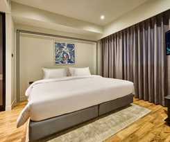 Floral Court and Residence Sukhumvit