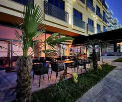  The Rest Port Hotel