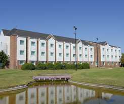 Hotel Aeroparque Inn And Suites