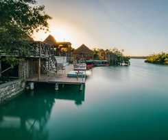 La Embajada Universal - The Eighth Color of Bacalar
