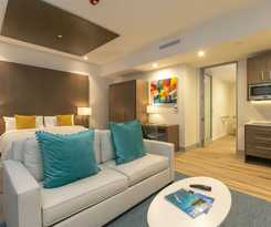 Hotel Marketplace Suites