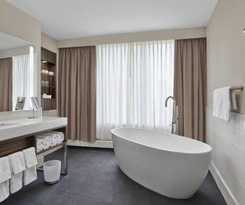 Hotel Delta Hotels By Marriott Edmonton Centre Suites
