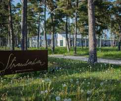 Strandakarl and Restaurang