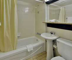 Hotel Ottawa Embassy and Suites