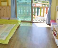 Hotel Jeju Rainbow Pension and Guest House