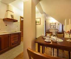 Hotel Rezydencja Dw&oacute;r Polski