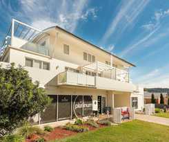 Hotel Warners Bay Apartments