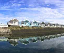 Hotel Westport Marina Cottages