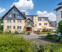 Waldesblick Hotel and Ferienwohnungen