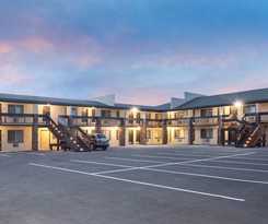 Hotel Red Feather Lodge