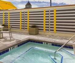 Doubletree By Hilton Savannah Historic District