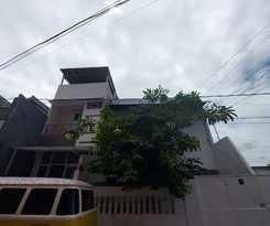 Eiffel Residence Cideng - Female Only