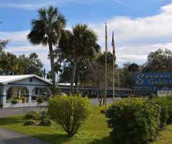 Suwannee Gables Motel and Marina