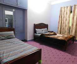 Hotel Pine Breeze And Restaurant