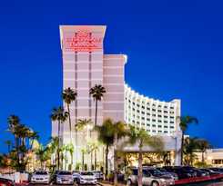 Hotel The Commerce Casino and