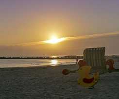Beach Hotel California