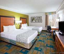 La Quinta Inn & Suites by Wyndham Houston Stafford Sugarland