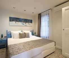 Wolf Suites